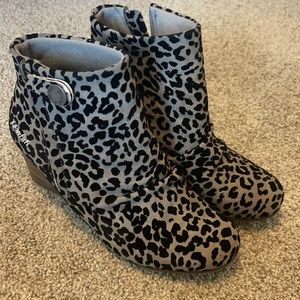 Grey & black leopard booties